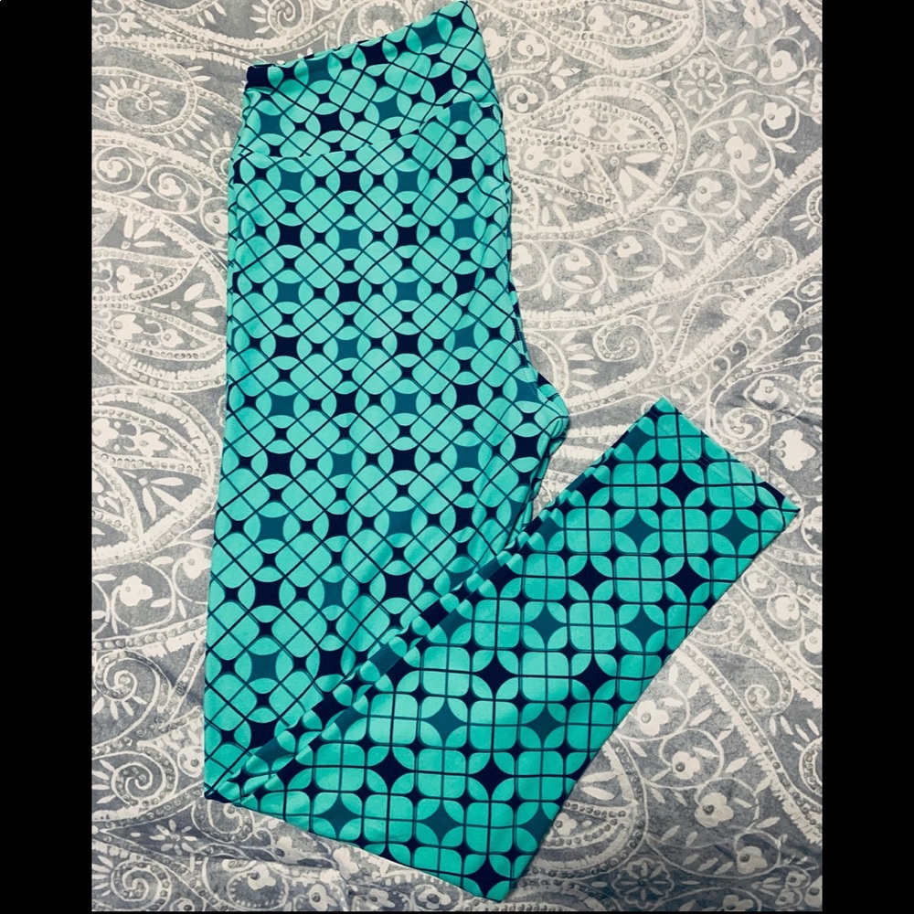 Retro LuLaRoe Leggings (T&C)